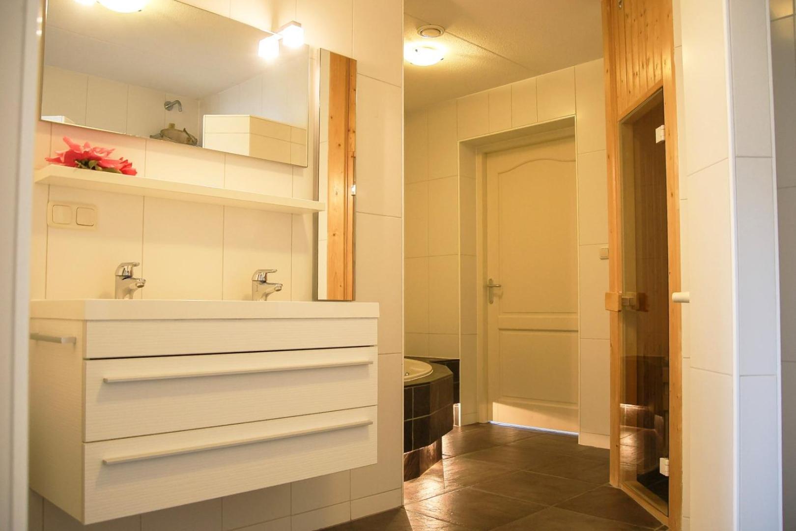 Luxe Vakantiehuis In Friesland Joure Zewnętrze zdjęcie